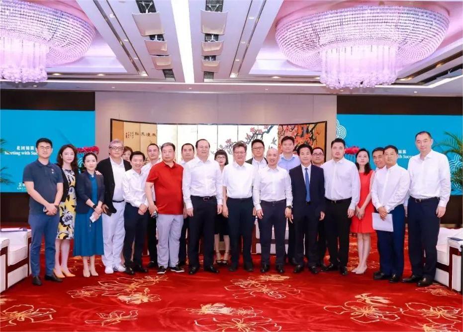 888电子董事长李军赴广州考察交流