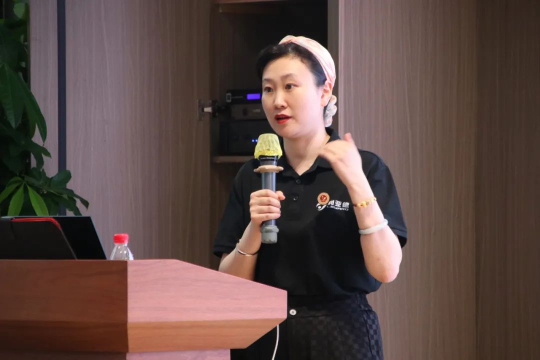 赋强人才生长 | “复盘中国行?走进888电子”学习活动乐成举行